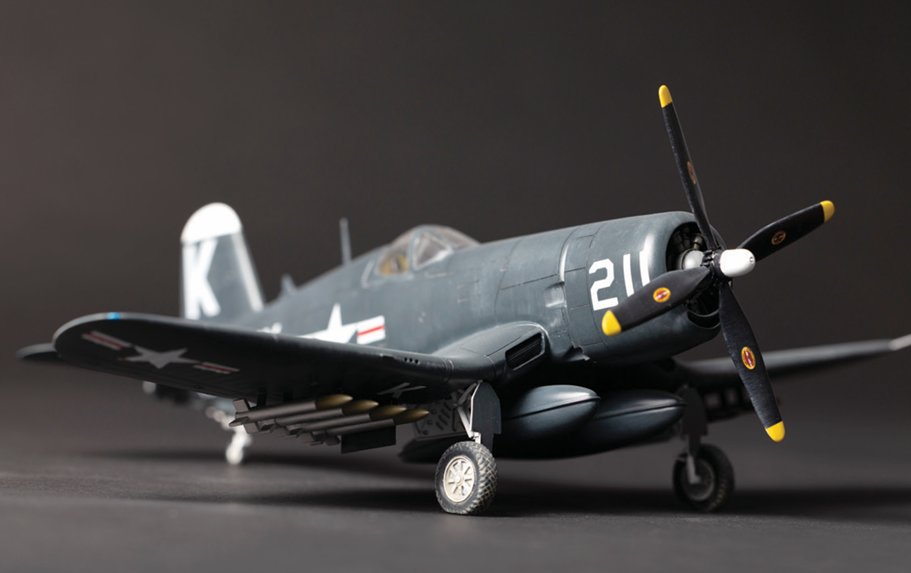 6·25전쟁 중 장진호 전투에 투입된 USN F4U-4.