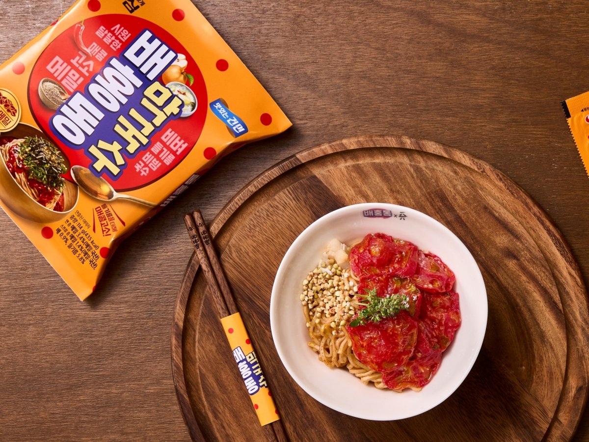 농심 소바쥬 협업 메뉴 ‘배홍동 토마토 막국수’. 농심 제공