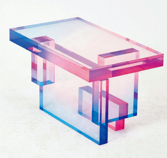윤새롬 ‘Crystal series table 04’, 60×35×38cm