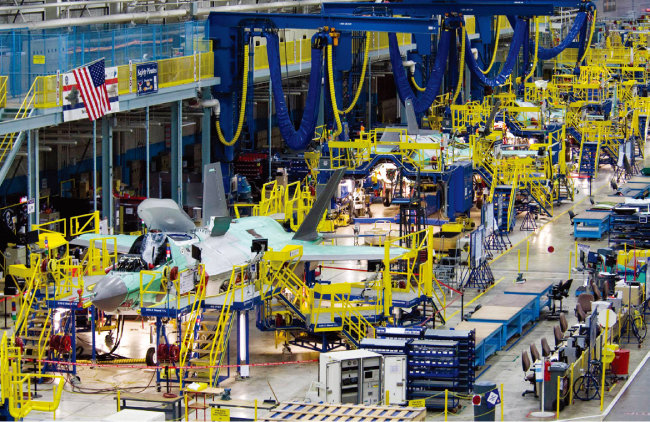 미국 텍사스주에 있는 록히드마틴 F-35 생산 공장. [동아DB]