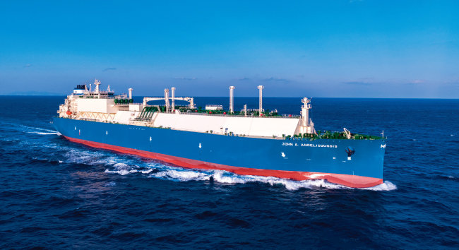 염승환 이베스트투자증권 이사는 5월 16일 “LNG 선박에 특화된 조선사를 주목하라”고 말했다. [대우조선해양 제공]