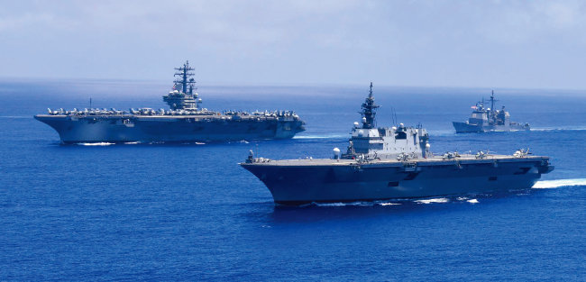 6월 초 미국, 일본, 프랑스 등 해군이 동중국해에서 연합훈련을 실시했다. [일본 해상자위대 제공]