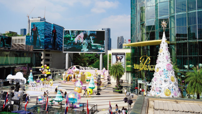 방콕을 대표하는 쇼핑 거리 시암 파라곤. [박진희 제공]