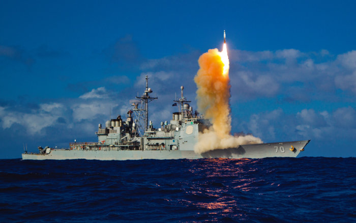 미 해군 군함에서 SM-3 미사일이 발사되고 있다. [미 해군 제공]