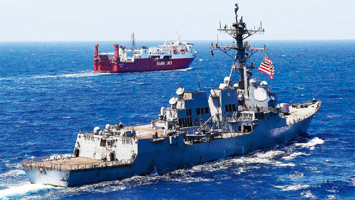 미국 해군 함정이 지난해 11월부터 이어지는 예멘 후티 반군의 화물선 공격에 대비해 홍해에 배치되고 있다. [US Navy]