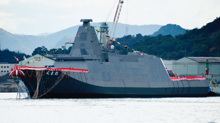 일본 해상자위대의 모가미급 호위함 쿠마노함.  [위키피디아]