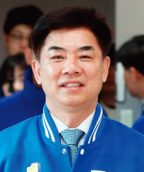 ‘상가 쪼개기’ 의혹을 받고 있는 
민주당 김병욱 후보. [뉴시스]