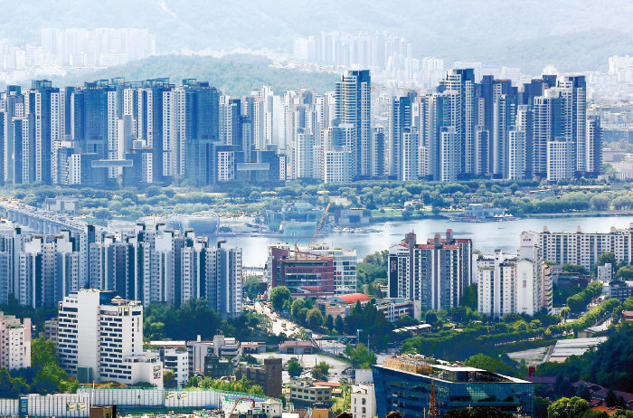 남산에서 바라본 서울 시내 아파트 단지. [뉴스1]