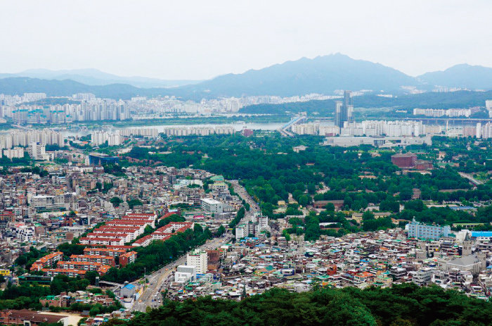 한강 조망을 강조한 한강변 아파트. [안영배 제공]