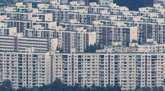 서울 강남구 압구정 재건축 3구역에 자리한 현대아파트 단지. 뉴스1