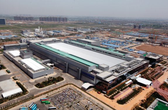 삼성전자 중국 시안 공장 전경. 삼성전자는 낸드플래시의 40%를 중국 공장에서 생산한다. 삼성전자 제공