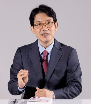 책 ‘K-증시혁명’을 쓴 강관우 더프레미어 대표. 이상윤