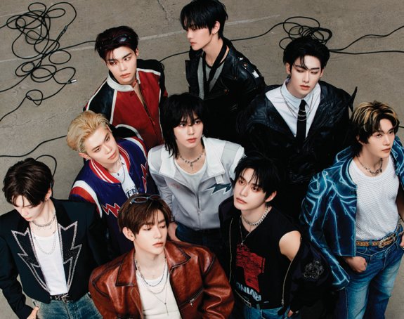데뷔 이후 6개 앨범 모두 밀리언셀러 기록을 세운 9인조 보이그룹 제로베이스원(ZEROBASEONE). 웨이크원	제공 
