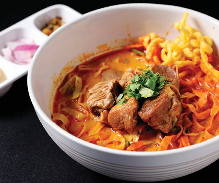 태국 북부 특유의 향신료가 은은하게 배어 있는 카오소이. GETTYIMAGES 