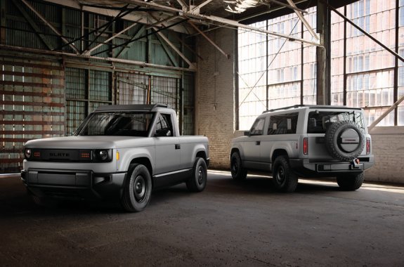 미국 전기차 스타트업 ‘슬레이트 오토’가 선보인 픽업트럭(왼쪽)과 스포츠유틸리티차량. 슬레이트 오토 제공 