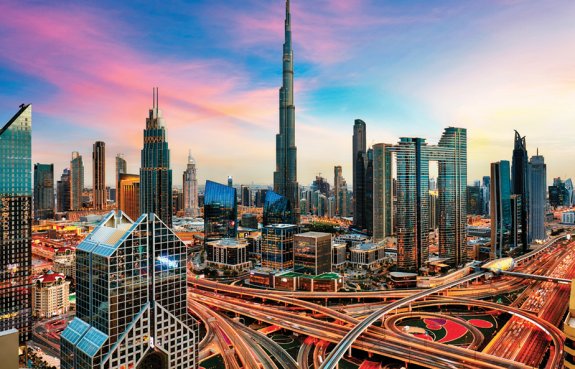 초현대적인 분위기를 풍기는 두바이 전경. GETTYIMAGES