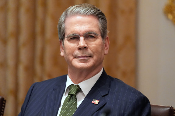 스콧 베선트 미국 재무장관은 10월 15일(현지 시간) 한미 관세 협상에 대해 “곧 마무리 될 것 같다”고 말한 뒤 국내 증시에 훈풍이 불고 있다. 뉴시스