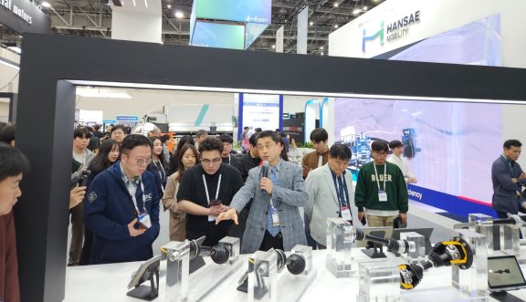 한세모빌리티는 ‘2025 대한민국 미래모빌리티엑스포’에 참가해 ‘뉴 볼스플라인 드라이브샤프트’ 등 다양한 제품을 선보였다. 한세모빌리티 제공  