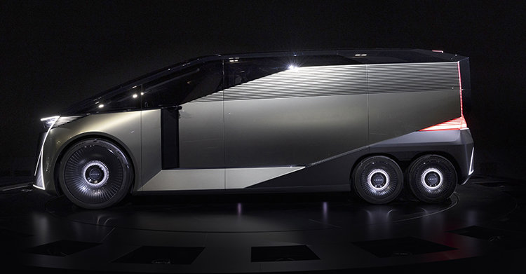 ‘렉서스 LS’의 6륜형 콘셉트 모델. 도요타 제공