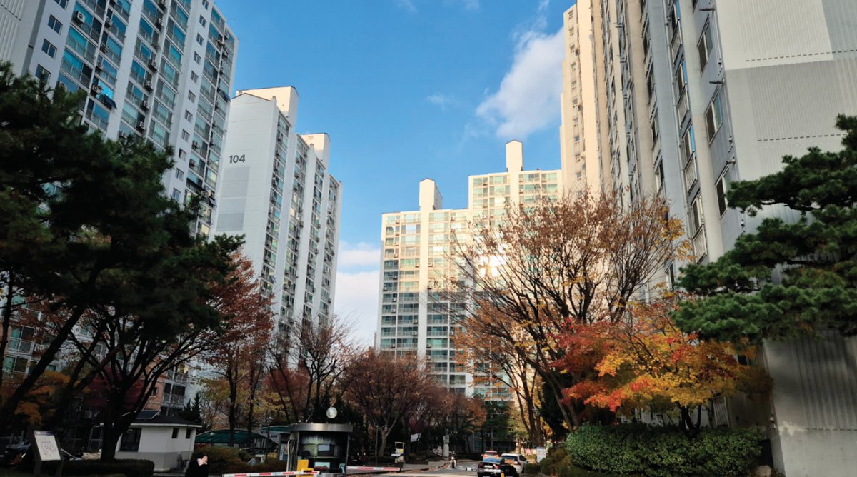 인근에서 재개발 논의가 이어지고 있는 서울 성동구 행당동 한 아파트 단지. 윤채원 기자