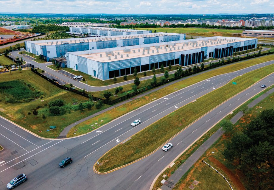 미국 버지니아주에 있는 아마존 데이터센터. 아마존은 소형모듈원전(SMR) 개발사 엑스에너지에 5억 달러(약 7330억 원)를 투자해 버지니아주 데이터센터 단지에 SMR 전력을 공급할 계획이다. 뉴시스