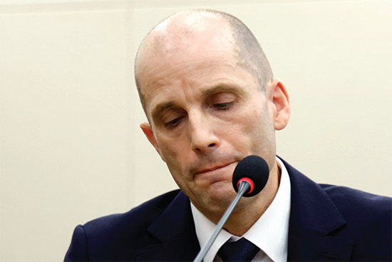 해럴드 로저스 쿠팡 임시 대표가 12월 17일 서울 여의도 국회 과학기술정보방송통신위원회에서 열린 쿠팡 개인정보 유출 사태 관련 청문회에 출석해 의원 질의를 듣고 있다. 동아DB