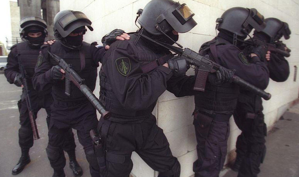 러시아 최정예 특수부대로 불리는 연방보안국(FSB) 산하 ‘알파그룹’. 이들도 미국의 ‘티어 1’ 특수부대에 비하면 한 수 아래라는 게 중론이다. 러시아 대통령실 제공