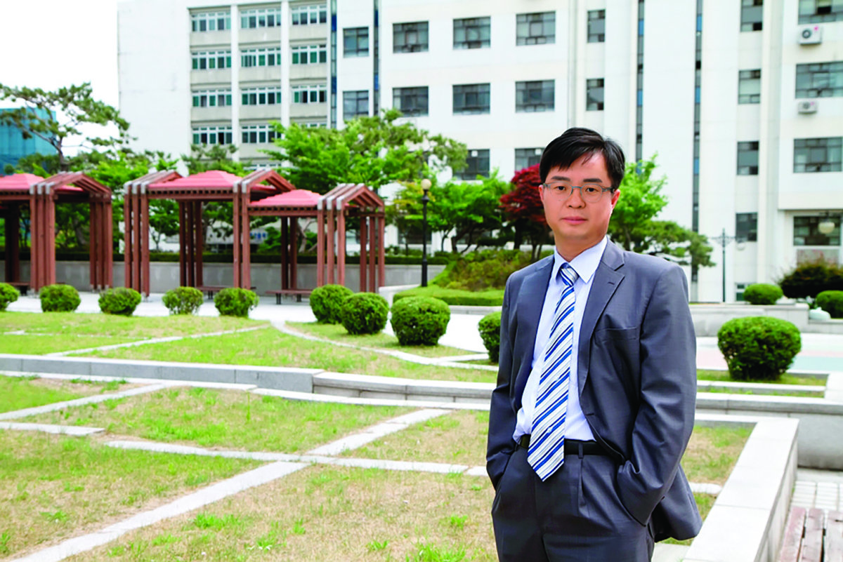 주식투자를 기피했던 법무법인 강산 대표 김은유 변호사는 팔란티어와 엔비디아에 투자해 2100% 수익률을 냈다. 김은유 제공