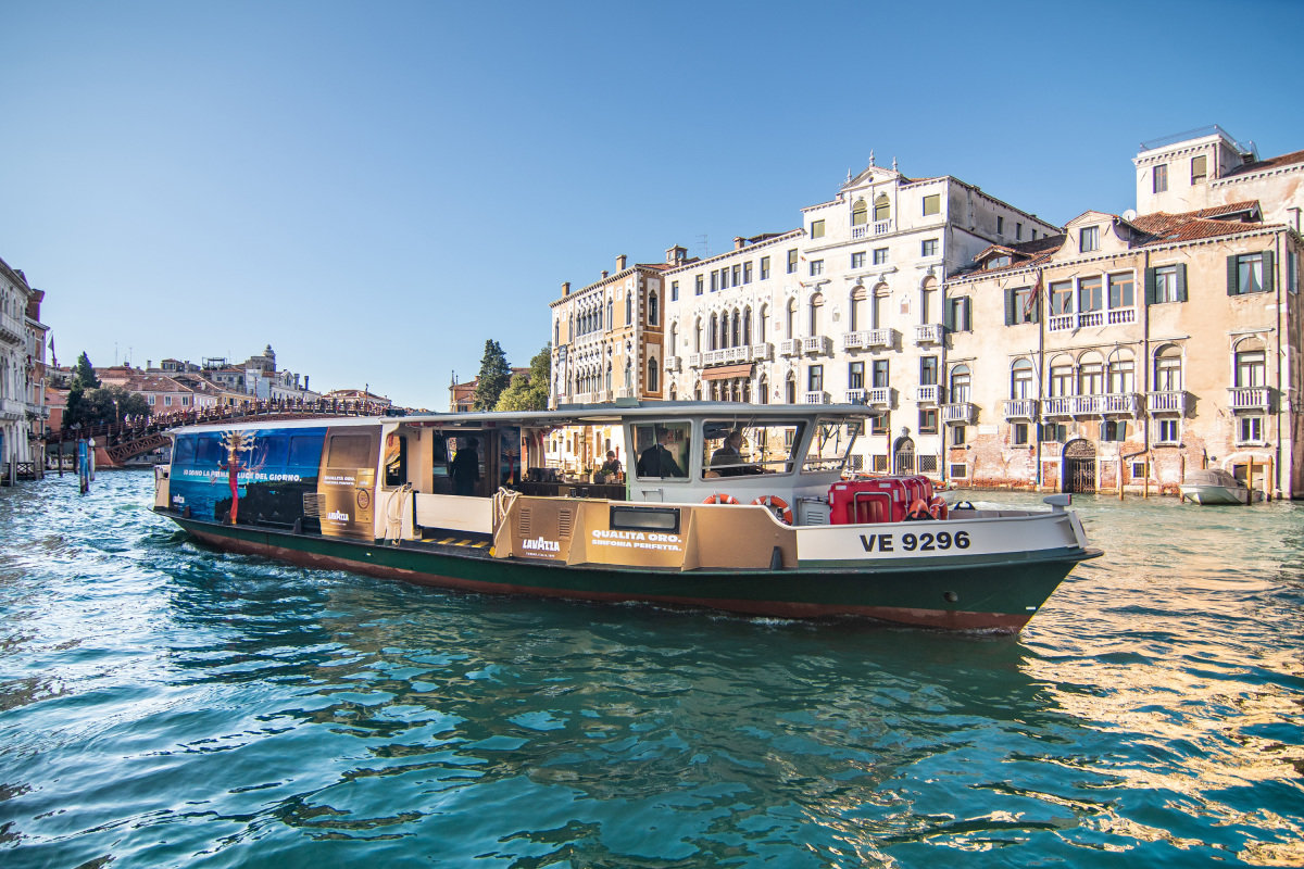 베네치아의 수상버스 바포레토. GETTYIMAGES