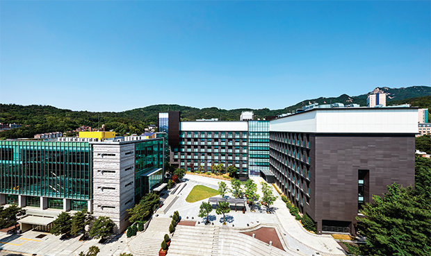 서울 성북구 고려대 메디사이언스파크. 오른쪽 건물이 정몽구 미래의학관이다. 고려대 의대 제공 