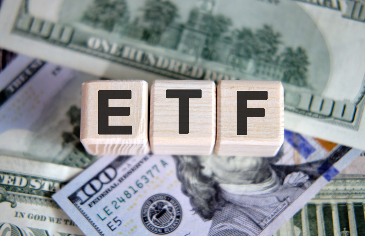 국내에서 단일 종목 상장지수펀드(ETF) 거래가 허용되고 삼성전자와 SK하이닉스, 채권에만 투자하는 ETF가 출시되는 등 ETF 시장에 구조적 변화가 일어나고 있다. GETTYIMAGES
