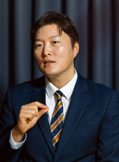‘AI 버블, 반도체 실전 투자법’을 쓴 이형수 HSL파트너스 대표. 조영철 기자  