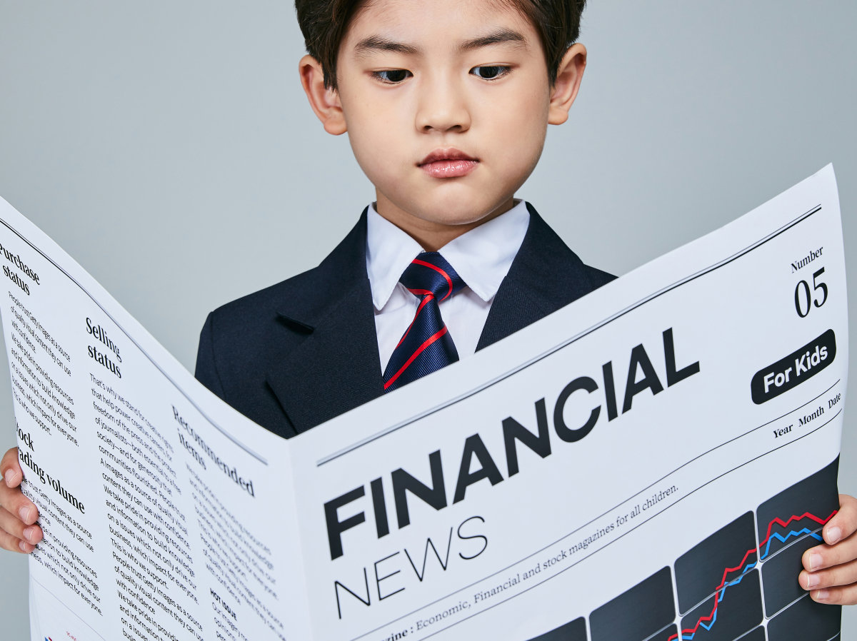 주식투자는 경제 공부에 큰 도움이 되지만, 어릴 때부터 주식투자를 하면 돈에 대한 일상적인 감각을 잃을 수도 있다. GETTYIMAGES