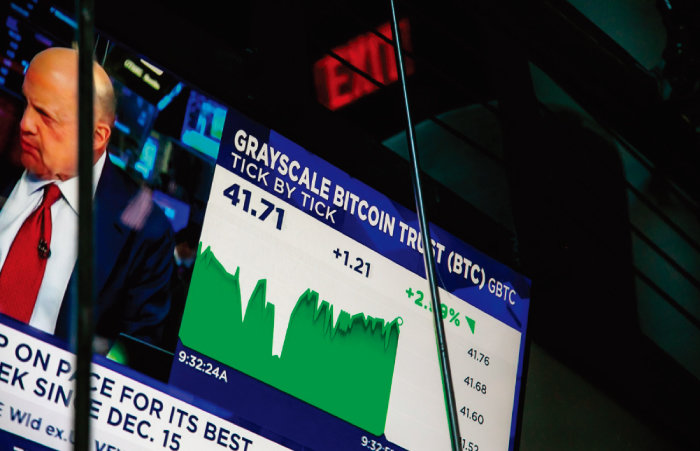 뉴욕 뉴욕증권거래소(NYSE)에 마련된 그레이스케일 비트코인 트러스트 ETF(GBTC) 전광판. 