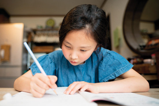 초등학교 저학년은 공부 습관을 들이기 가장 좋은 시기다.