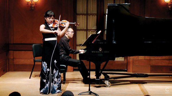 2017년 미국 필라델피아 커티스음악원 재학 시절 학생 리사이틀 시리즈에서 연주하고 있는 임현재 씨.