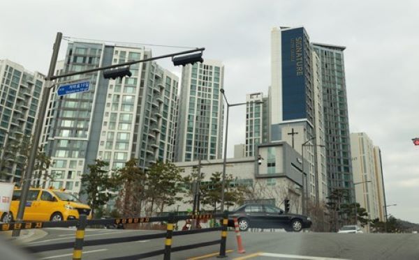 최근 20억 원에 거래된 송파시그니처롯데캐슬.