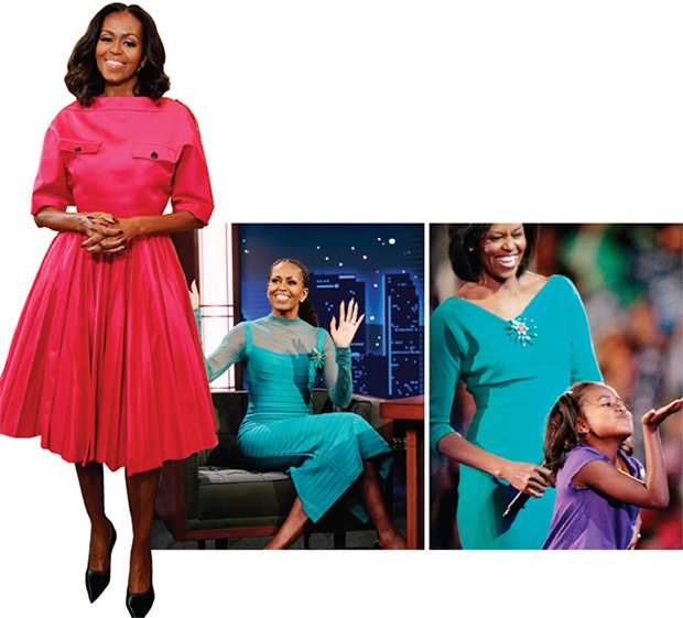 비비드한 컬러의 생동감 넘치는 원피스는 프라다 제품. ‘지미 키멀 라이브’ 출연 당시에는 청록색 원피스를 입었다. 브로치는 2008년 민주당 전당대회 때 착용한 것이다(왼쪽부터).