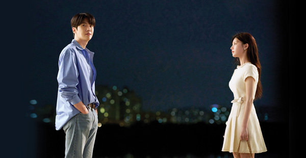 ‘이 사랑 통역 되나요?’는 다중언어 통역사 주호진(김선호)이 글로벌 톱스타 차무희 (고윤정)의 통역을 맡게 되면서 펼쳐지는 예측 불가 로맨틱 코미디다.