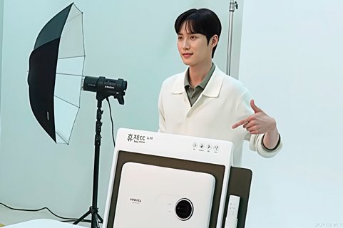환기가전 전문 기업 힘펠의 ‘숨쉬는 집’ 광고 모델로 활약 중인 김준호. 