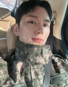 MONSTA X Kihyun‘s thoughts on his discharge from military service “Thank you for waiting, please look forward to our activities”