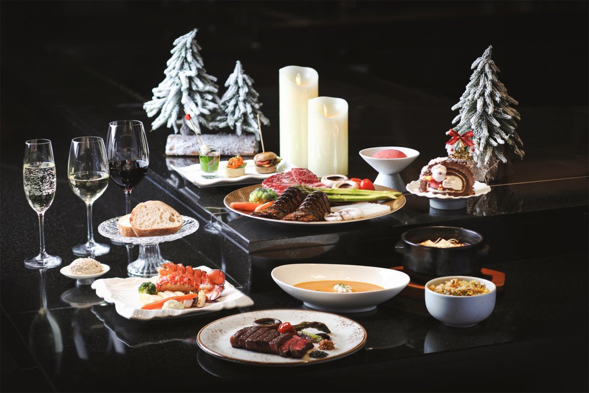 Jeju Shinhwa World‘s black pork teppanyaki specialty restaurant ‘Jeju Sun The Black’. will be offering a special Christmas course menu on the 24th and 25th. Photo courtesy of Jeju Shinhwa World