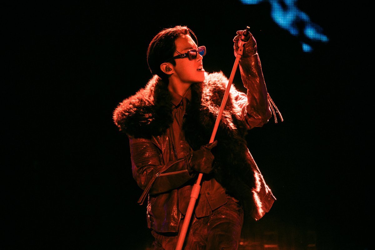 It would not be an exaggeration to say that the United States is in a state of ‘J-Hope fever ‘. J-Hope’ alone’ gathered 178,000 audiences in 12 performances in 6 major local cities. Photo courtesy of Big Hit Music