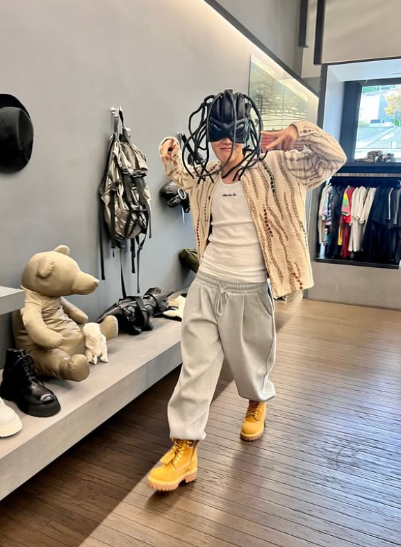 J-Hope SNS Capture