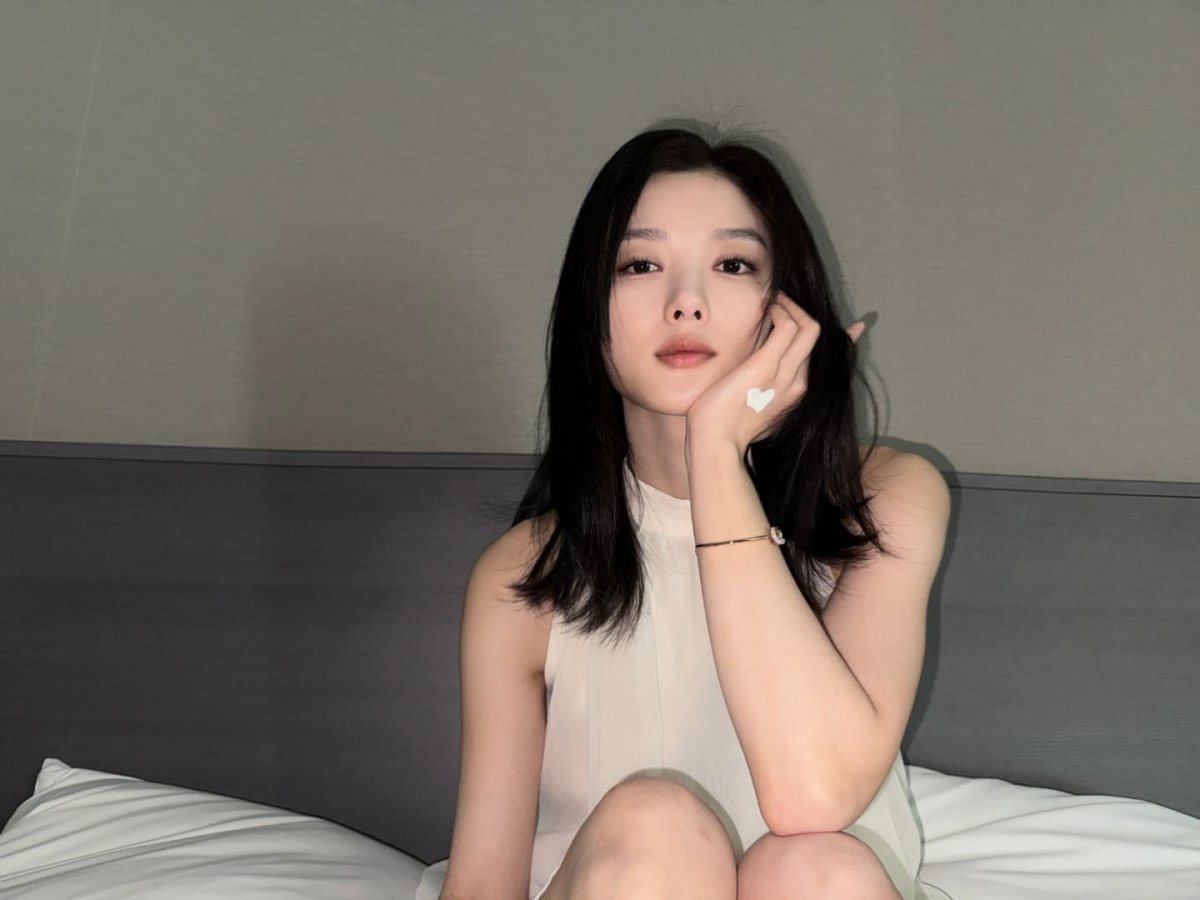 Kim Yoo-jung SNS capture