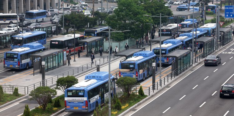 6만2000원에 수도권 지하철-버스 무제한…K-패스 확대개편