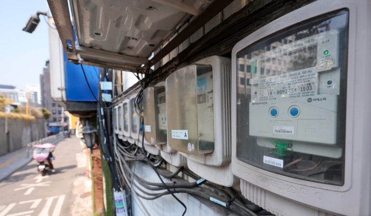 내년 1분기 전기요금 동결…한전, 연료비조정단가 kWh당 5원 유지