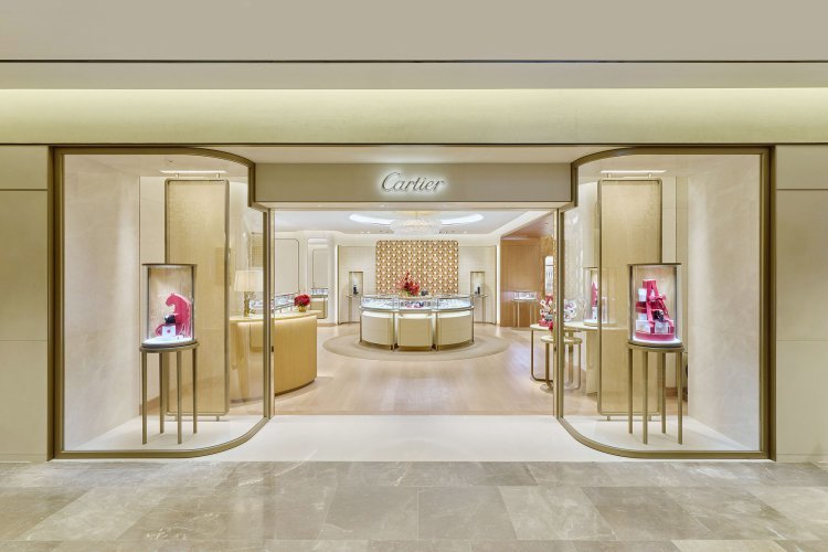 까르띠에도 8% 올렸다…명품 도미노 인상에 예비 부부 ‘한숨’