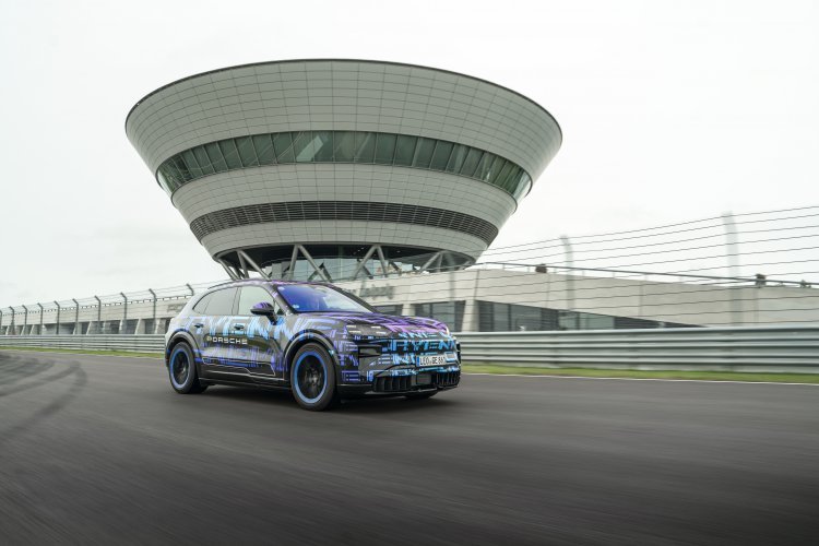 [현장]‘카이엔’에 오르면 왕이된다