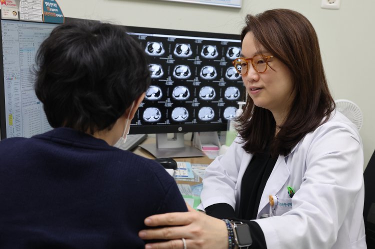 “약없이 뛰놀 수 있어요”…13살 여아, 엄마 간이식 성공